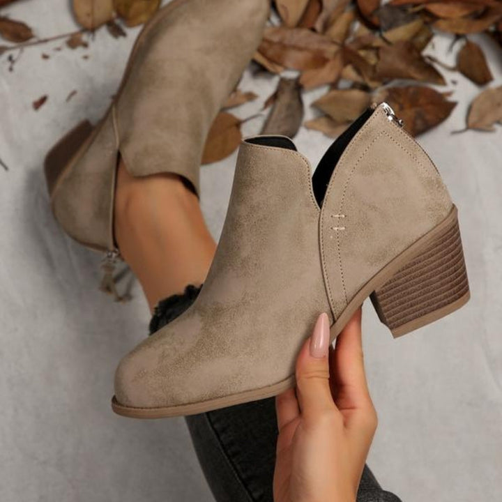 Clarissa – Bottines texturées à franges