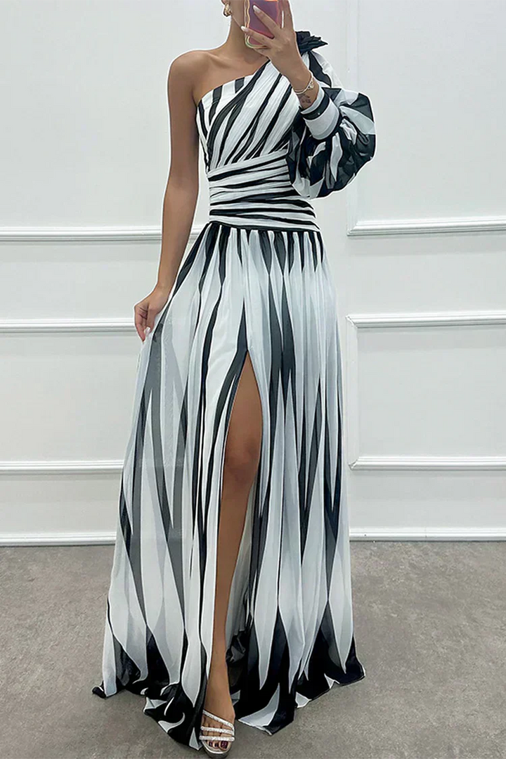 Noisette™ | Robe longue rayée élégante avec une bretelle