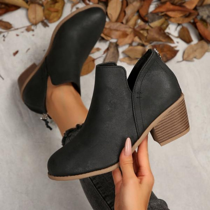 Clarissa – Bottines texturées à franges
