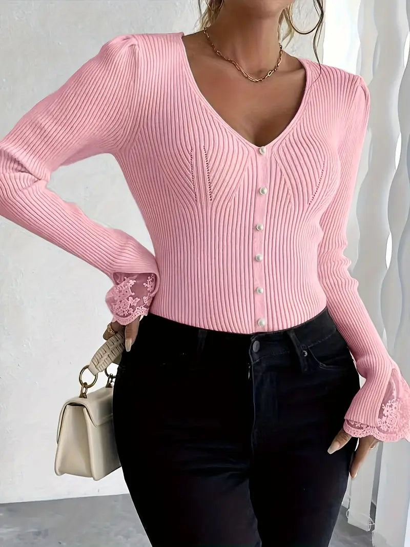 Aeliana – Pull côtelé avec manches en dentelle