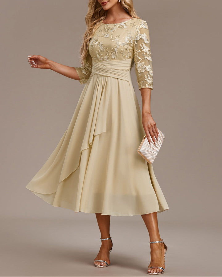 Elin™ - Robe couleur champagne avec broderies délicates