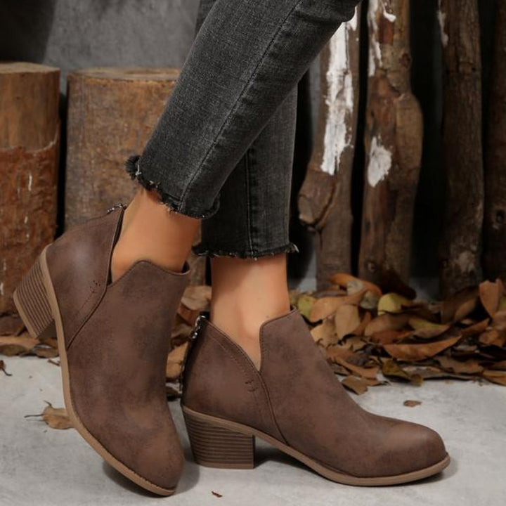 Clarissa – Bottines texturées à franges