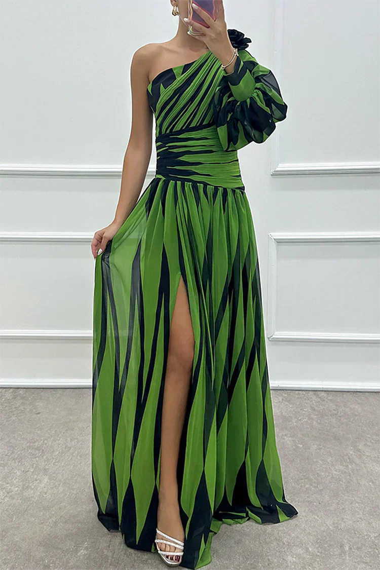 Noisette™ | Robe longue rayée élégante avec une bretelle