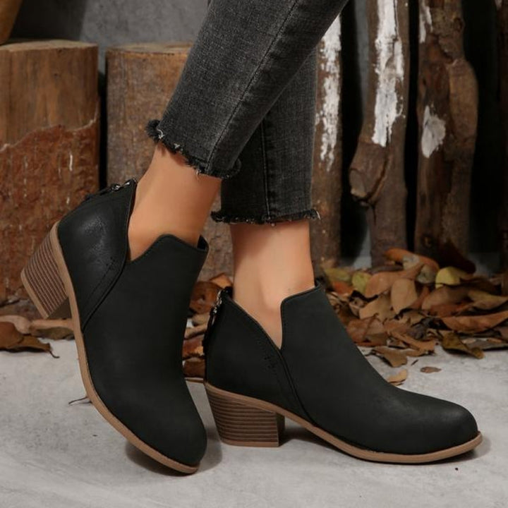 Clarissa – Bottines texturées à franges