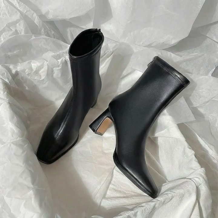 Bélouchi | Bottines élégantes à talons hauts et design sophistiqué