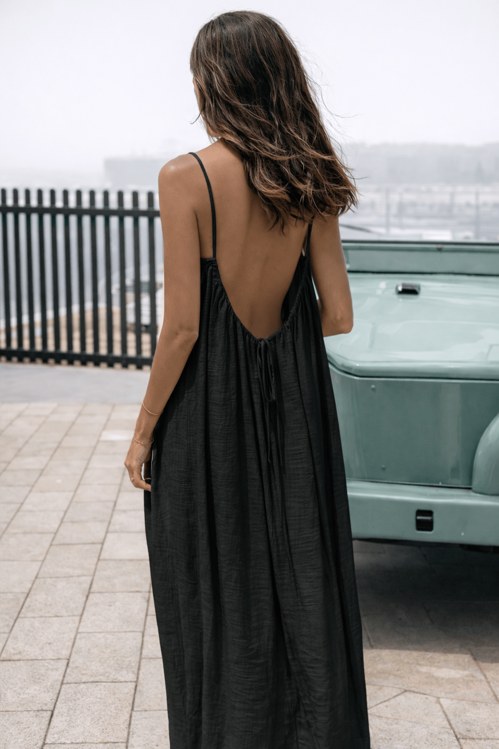 Robe longue dos nu