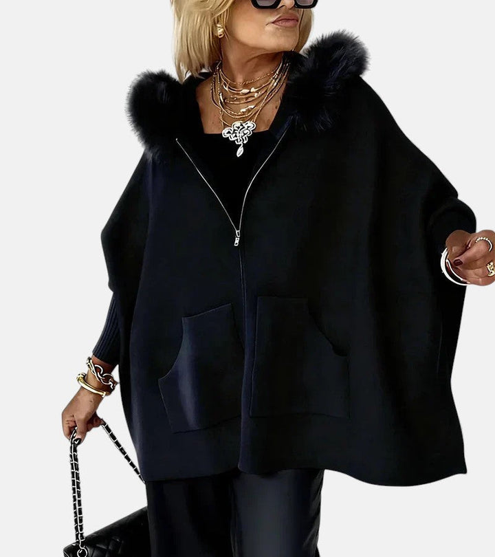 Soraya – Manteau ample à capuche et col fourrure