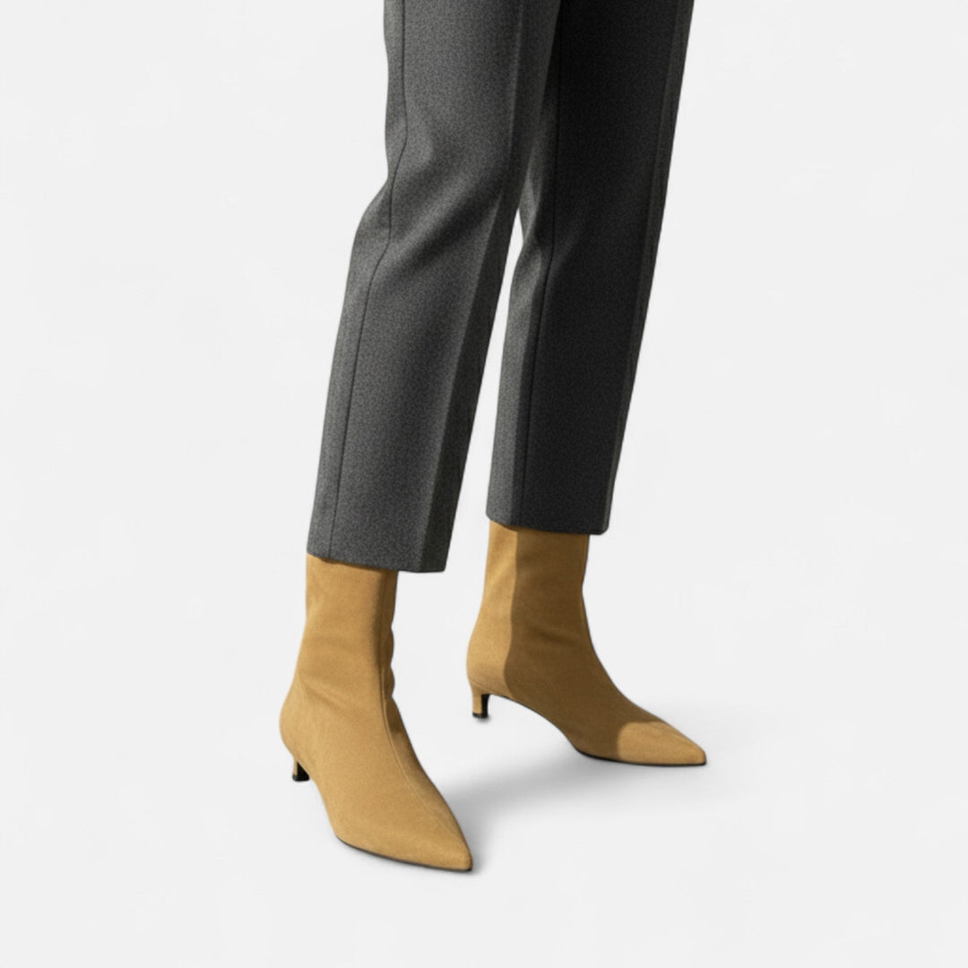 Ancienne Monde | Bottes vintage à talons bas avec une pointe