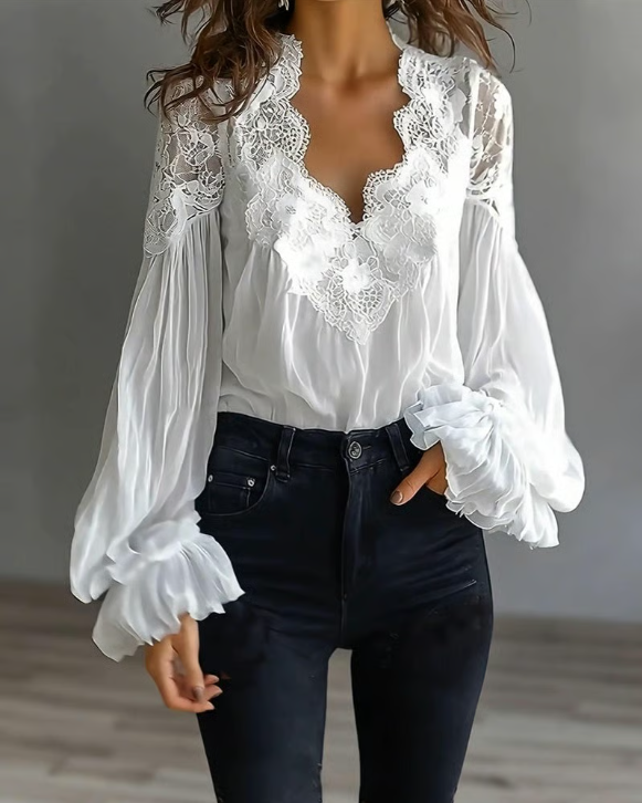 Laceva | Blouse à dentelle fleurie et manches lanternes