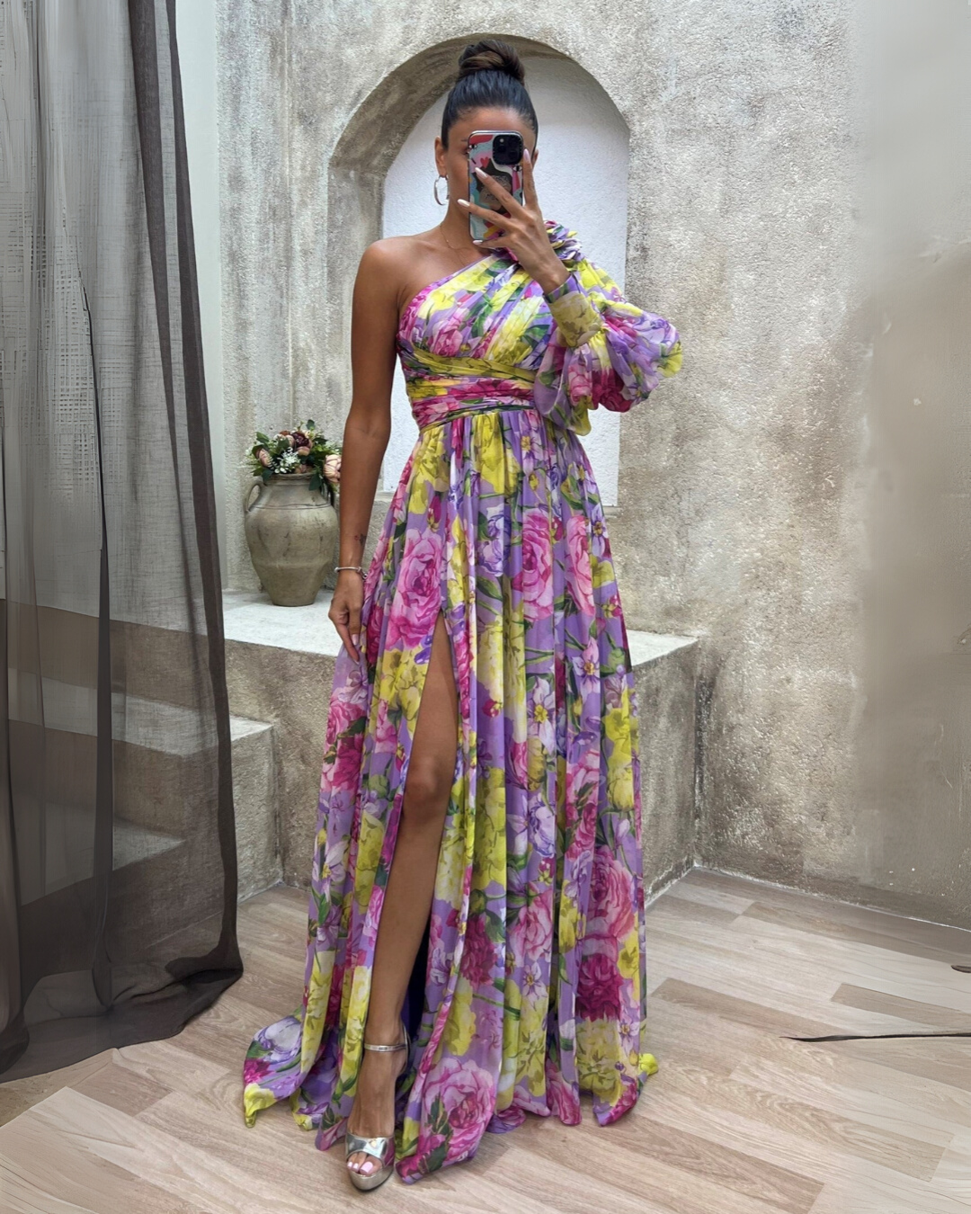 Evelyn™ | Robe dramatique fleurie