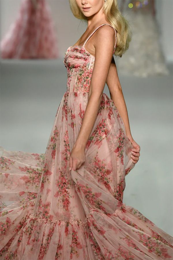 Robe Elysian en tulle à volants