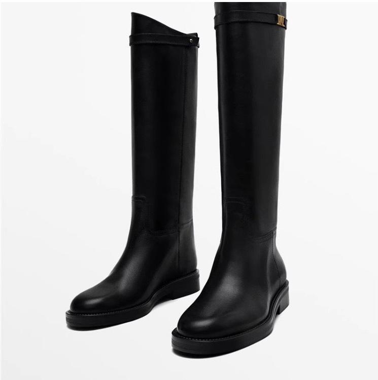 Żanetta – Boots en cuir avec une boucle subtile