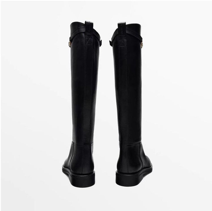 Żanetta – Boots en cuir avec une boucle subtile