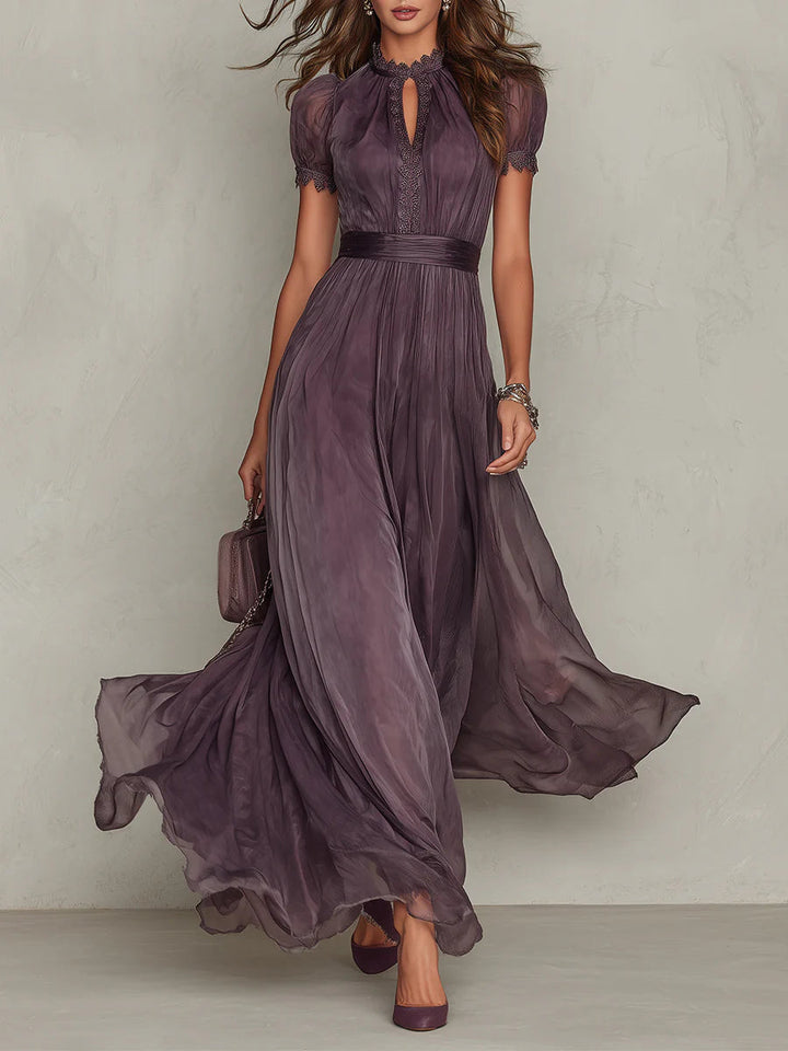 Flavie | Robe longue violette élégante en mousseline avec découpe