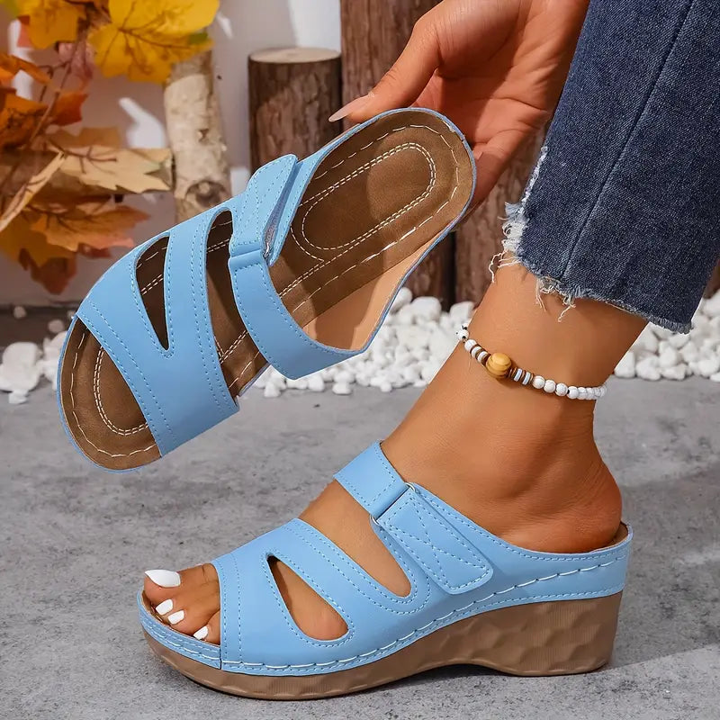 Zelinda – Sandales compensées élégantes à bride