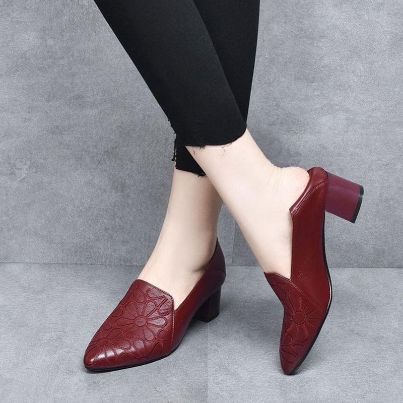 Olena – Escarpins brodés en cuir vegan