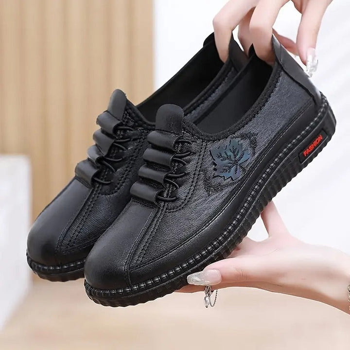 Crescencja – Chaussures orthopédiques à enfiler en cuir