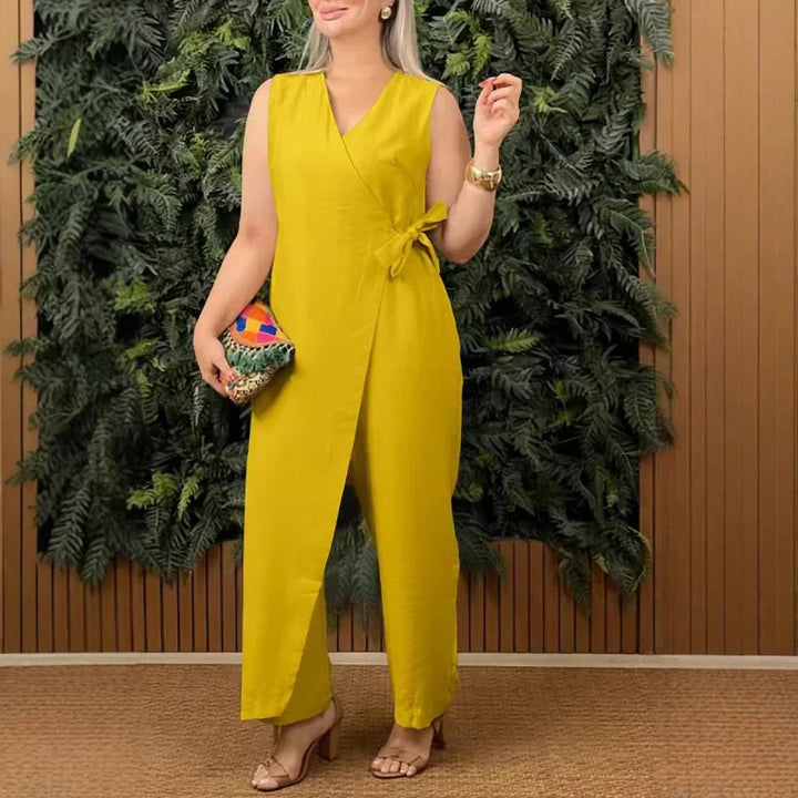 Gracja – Combinaison élégante avec un décolleté enveloppe