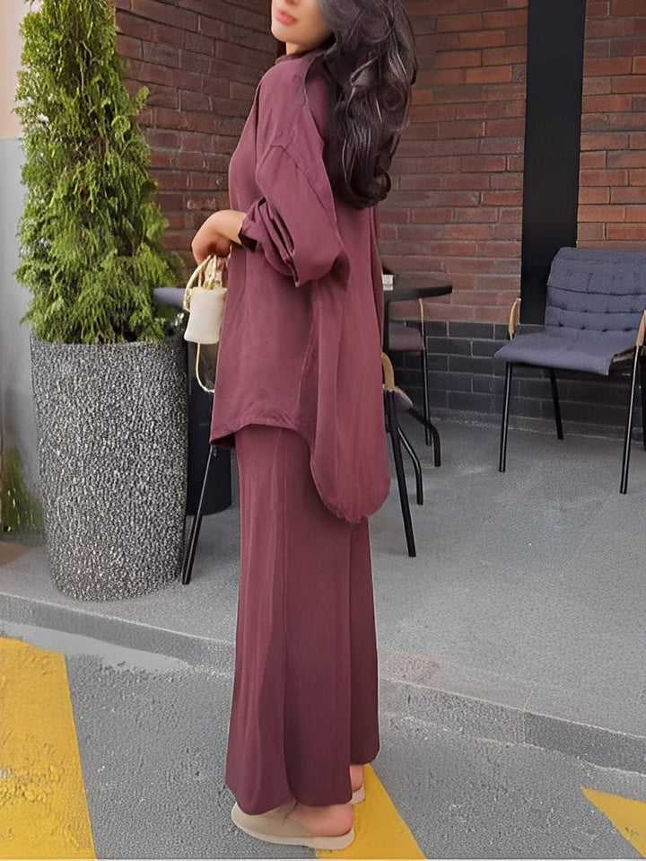 Radomira – ensemble avec un chemisier noué