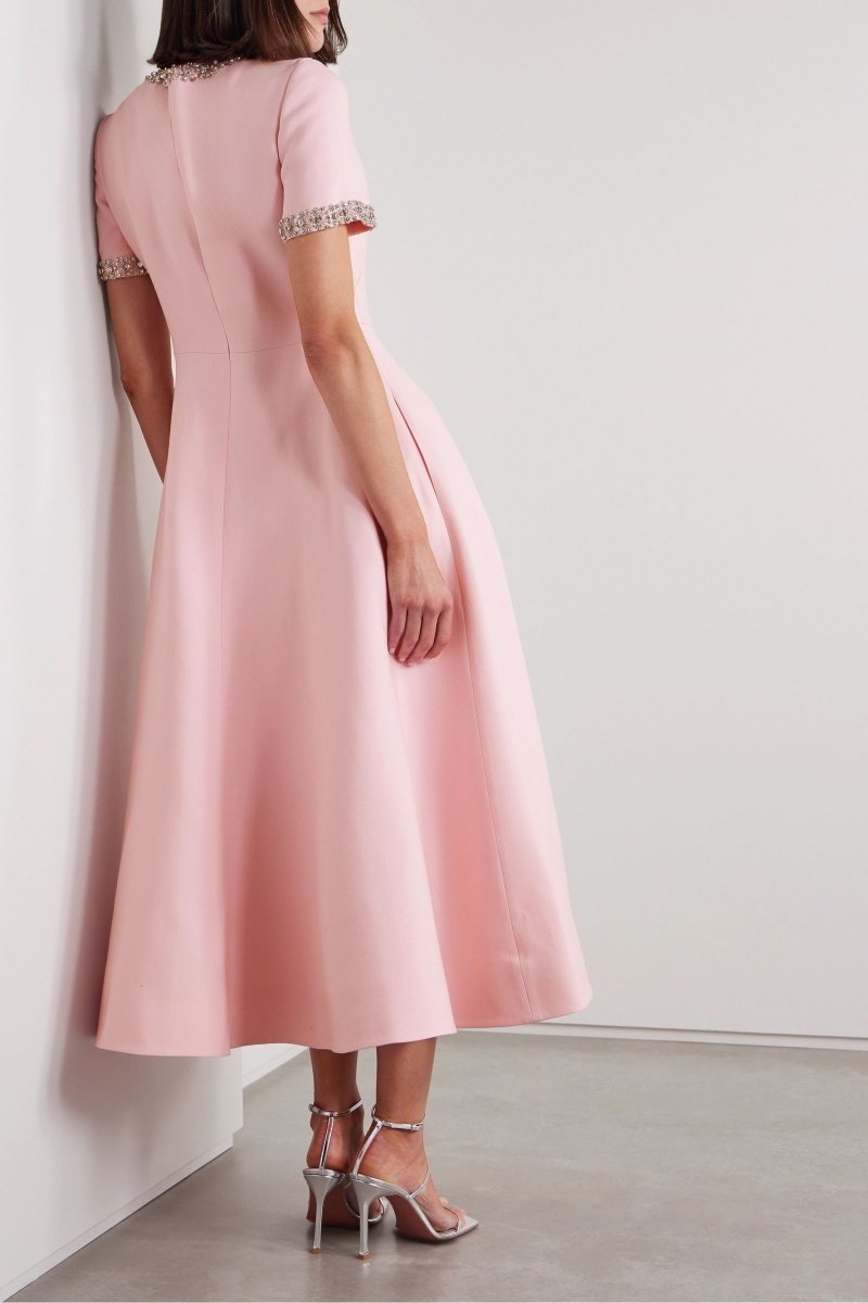 Aria™ | Robe midi avec détails en cristal et nœud